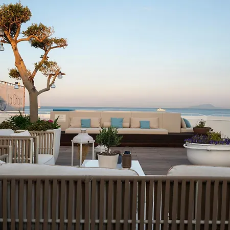 Bed & Breakfast La Chiaja Art&relais