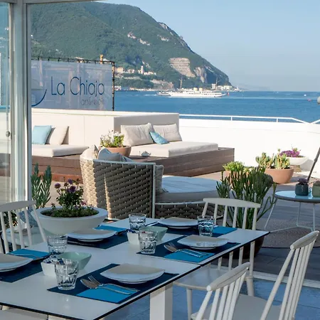 La Chiaja Art&relais Bed & Breakfast 4*