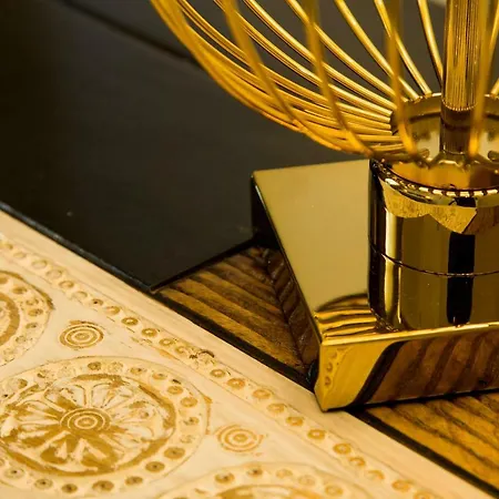 La Chiaja Art&relais Bed & Breakfast *
