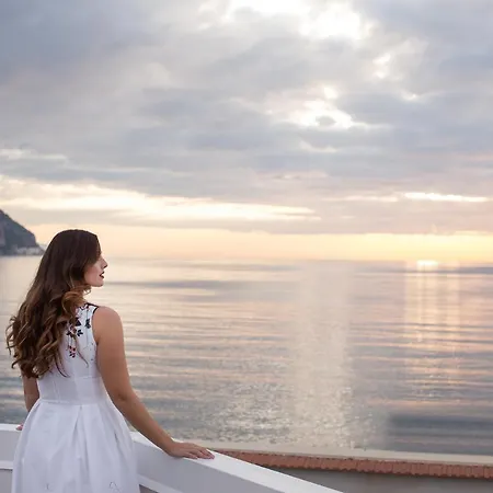 Bed & Breakfast La Chiaja Art&relais Castellammare di Stabia